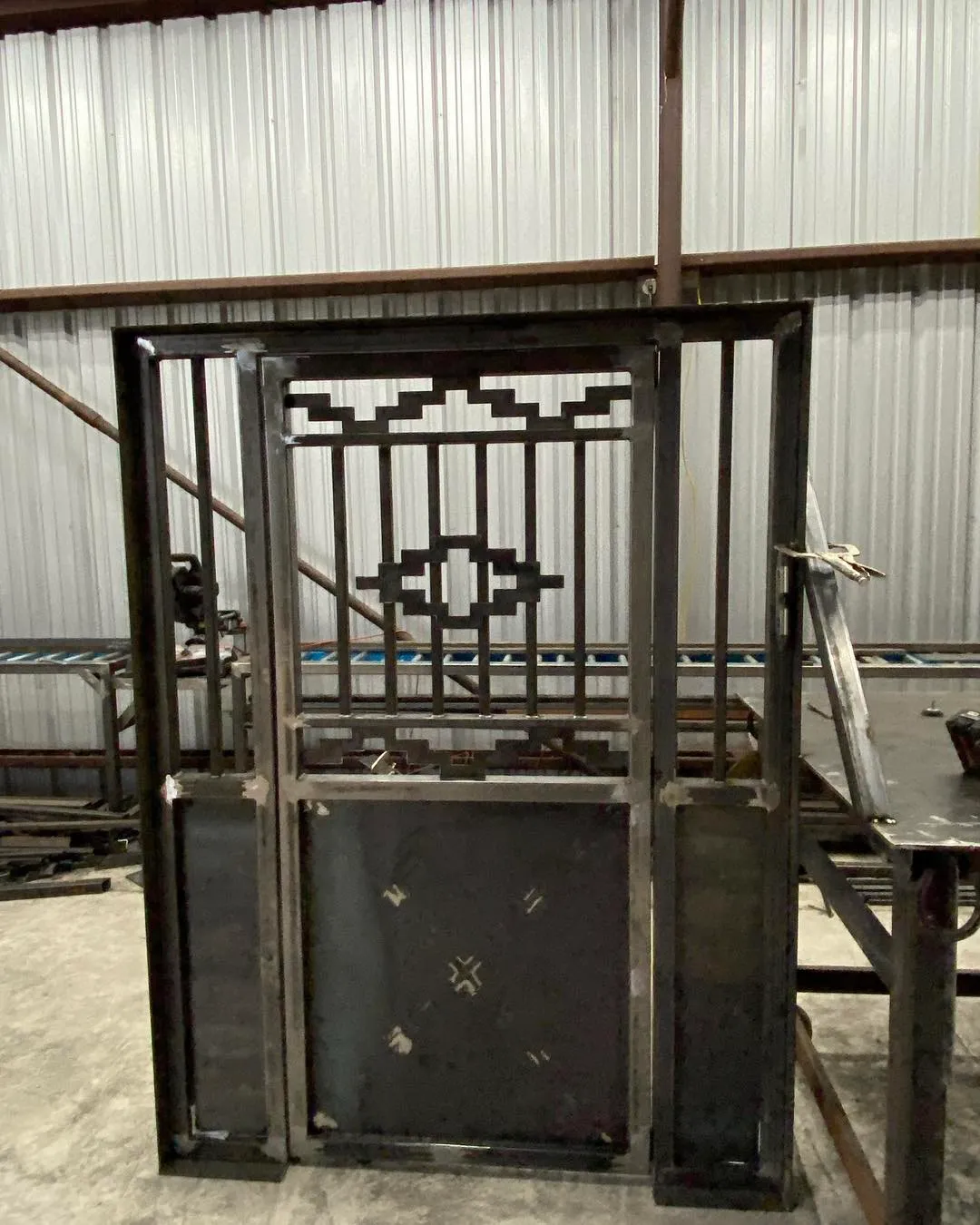 Custom metal gate fabrication showcasing Mountain Valley Welding craftsmanship